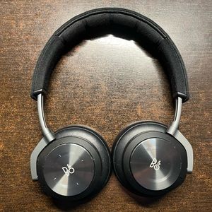Bang & Olufsen Beoplay H9I Active Noise Canceling Over Ear Headphone